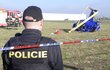 Při dopolední nehodě malého vrtulníku typu Robinson v Brně-Tuřanech se vážně zranila dvoučlenná posádka