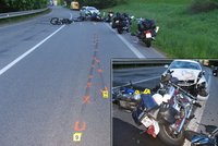 Tragická nehoda na Vysočině: Řidič (52) oktávie vjel do protisměru a smetl osm motorkářů