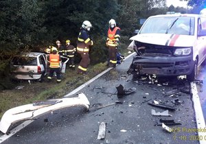 Na jihu Plzeňska se srazil osobák s dodávkou.