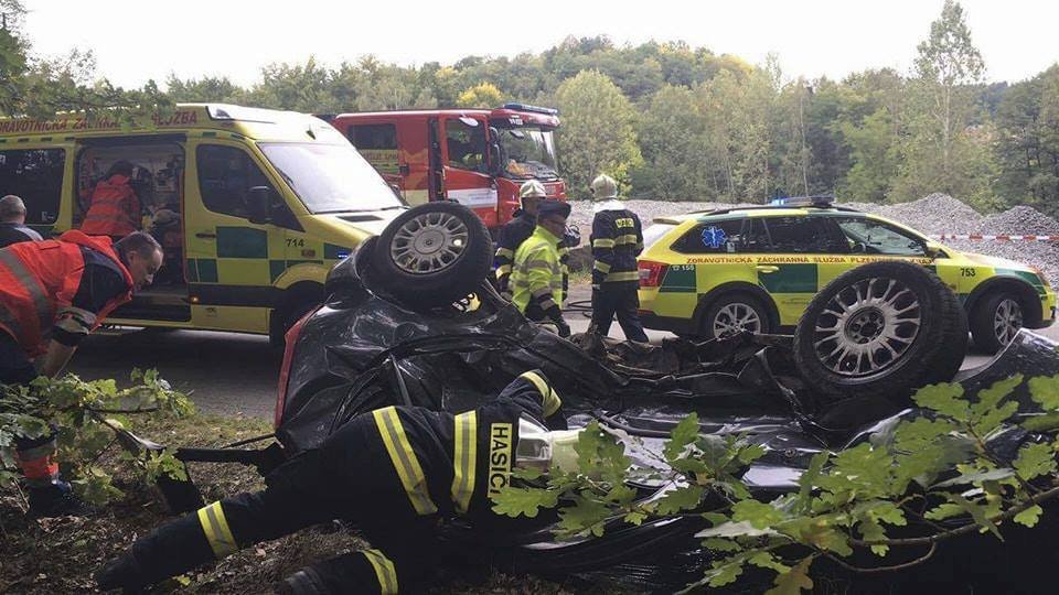 Tragická dopravní nehoda u Nových Mitrovic.