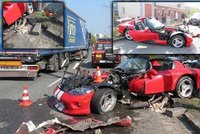 Řidič (50) omotal zmiji okolo sloupu: Škoda 400 tisíc, z toho 10 za zničený sloup