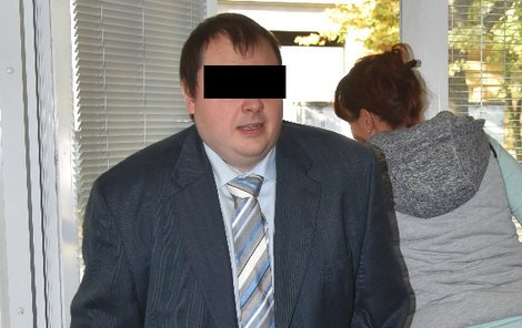 Václav Š. (33) u soudu v Plzni.