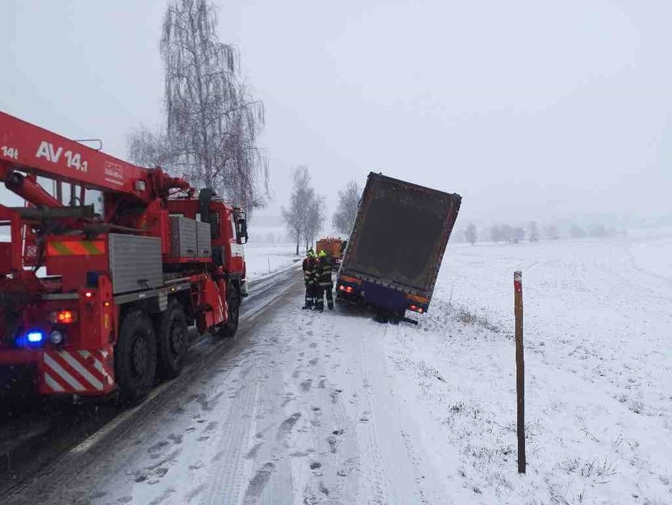 V Pardubickém kraji došlo od rána 3. 2. 2023 k 10 nehodám.