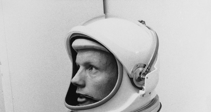 Armstrong byl zkušený astronaut