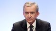 4. Bernard Arnault, 44 miliard dolarů, 63 let, francouzský podnikatel a předseda představenstva koncernu LVMH