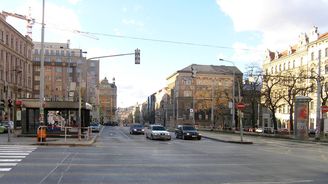 Nejnebezpečnější křižovatka v Česku: Bouračka každý týden Nejnebezpečnější křižovatka v Česku: Bouračka každý týden