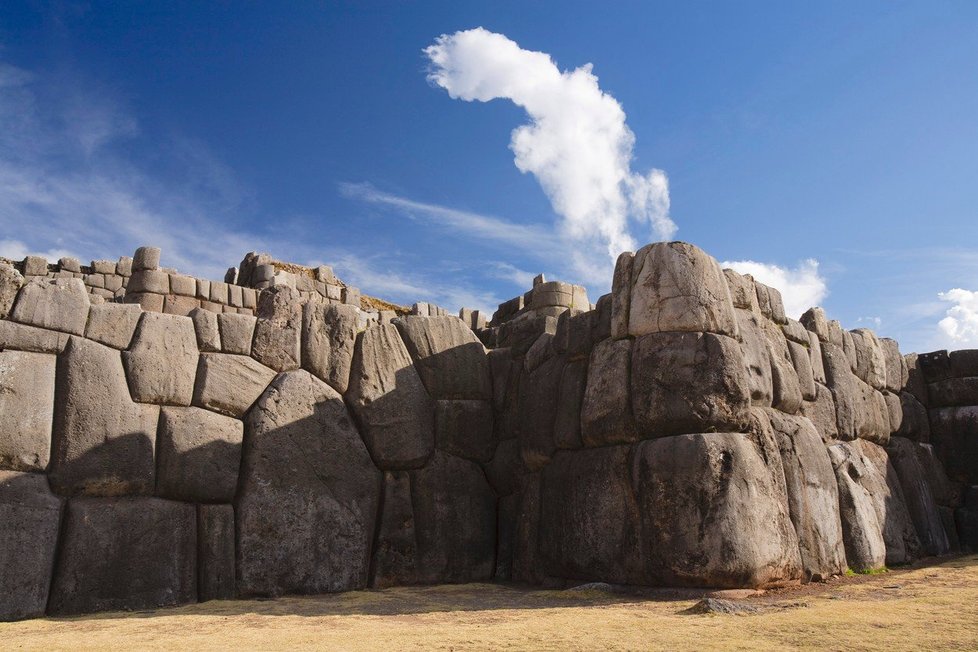 Pevnost Sacsayhuamán, místo, kde kompasy nefungují.