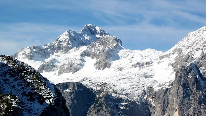 Nejvyšší hora Slovinska Triglav, jeden ze symbolů země