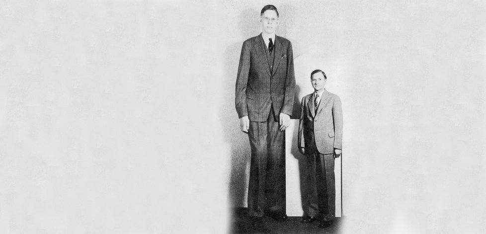 Nejvyšší muž světa Robert Pershing Wadlow (†22): Přerostl tátovi přes hlavu
