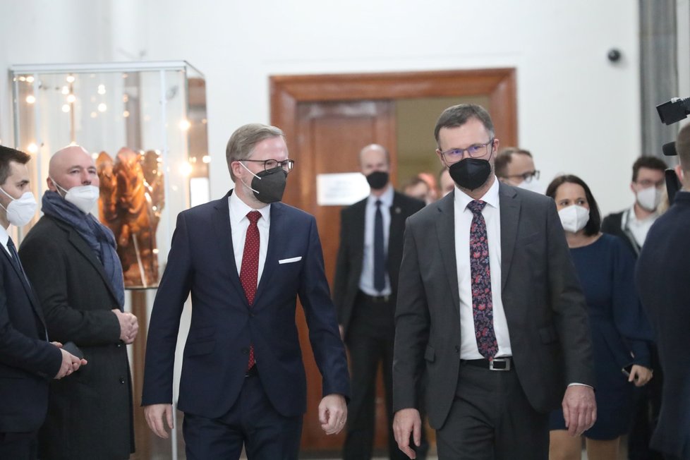 Premiér Petr Fiala (ODS) uvedl do úřadu ministra zemědělství Zdeňka Nekulu (KDU-ČSL) (3.1.2022)