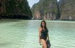 Nela Boudová v zátoce Maja na Phi Phi Islands