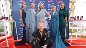 Unikátní kolekce šatů Mattoni: Sexy Němcová jako královna vody 