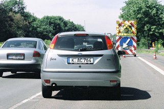 Německý ministr dopravy kvůli emisím strašil řidiče  zákazem jízdy