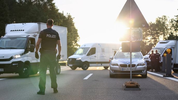 Zatím mobilní policejní kontroly na německo-polské hranici