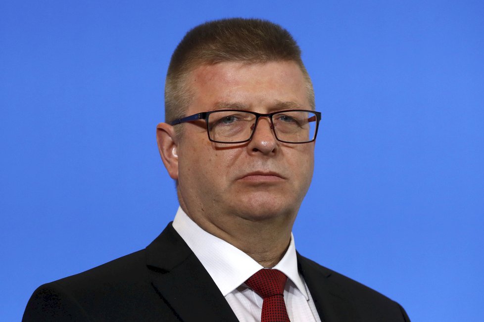 Šéf Spolkového úřadu na ochranu ústavy (BfV) Thomas Haldenwang oznámil, že zvažují sledování AfD.