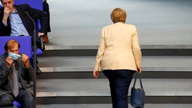 Kancléřka Angela Merkelová a její módní styl.