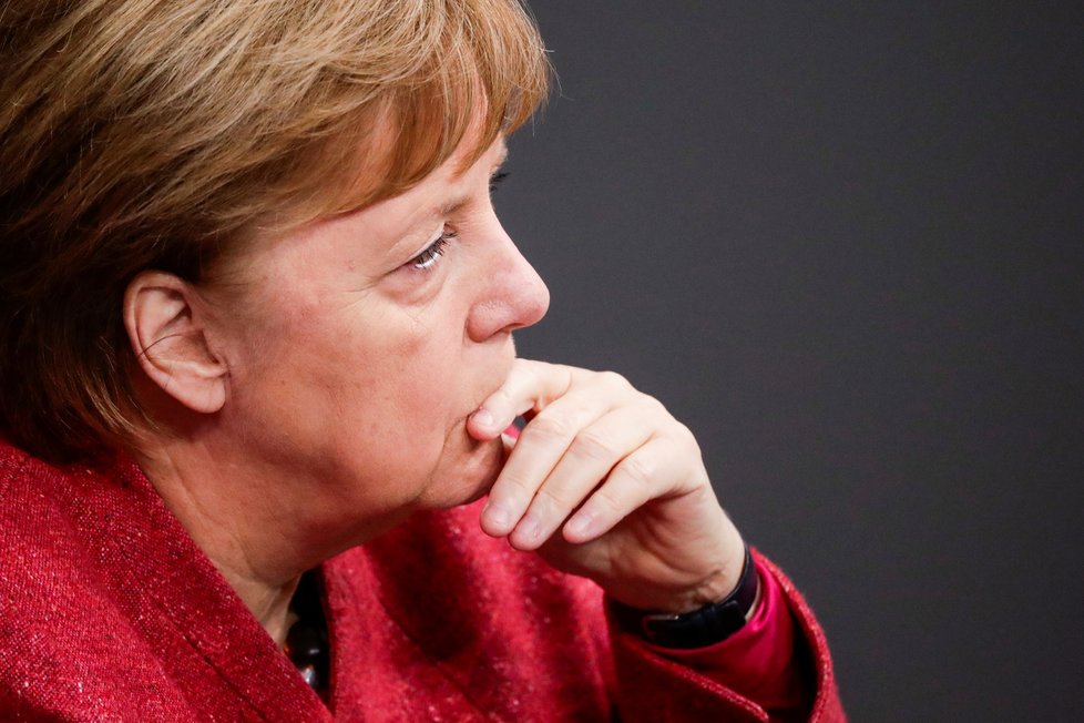 Německá kancléřka Angela Merkelová během projevu o plánovaném rozpočtovém schodku na rok 2021, (9. 12. 2020).