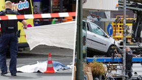 Auto v Berlíně vjelo do davu úmyslně, říká kancléř. „Řádění psychicky narušeného...“