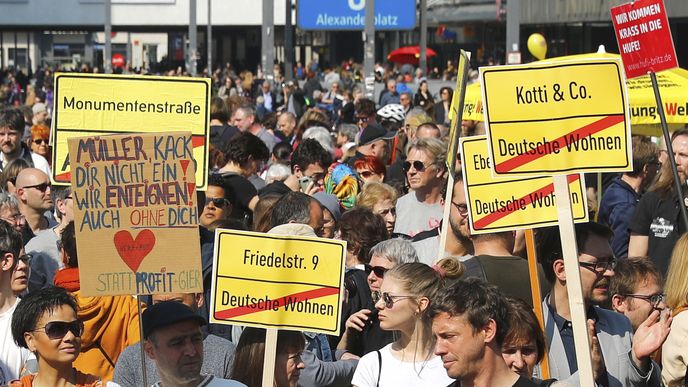 V Berlíně i dalších městech Německa lidé nedávno protestovali proti růstu nájmů - ilustrační snímek