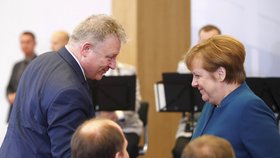 Prezident BND Bruno Kahl s německou kancléřkou Angelou Merkelovou