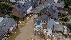 Následky ničivých bouřek v německém Erftstadt-Blessem (17.7.2021)