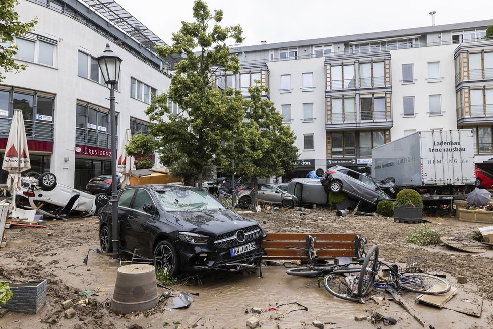 Následky ničivých bouřek v Německu (16. 7. 2021)