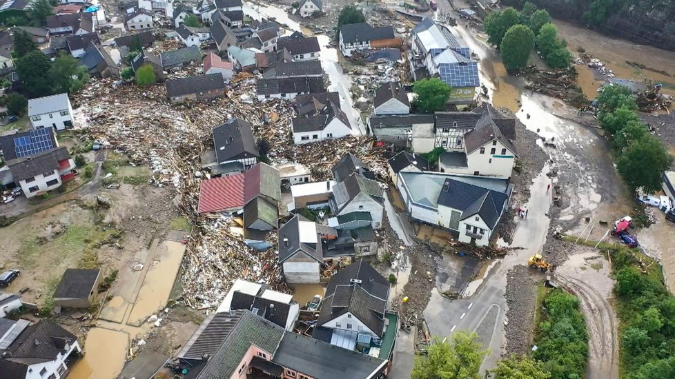 Silné bouřky a záplavy zasáhly Německo (15.7.2021)