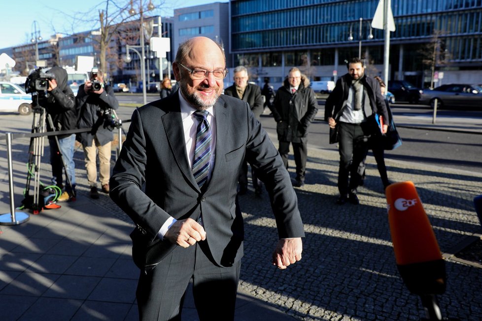 V Německu probíhají sondující rozhovory mezi CDU/CSU a SPD.