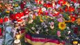 Lidé truchlí nad tragickou vraždou Němce v Chemnitzu u českých hranic
