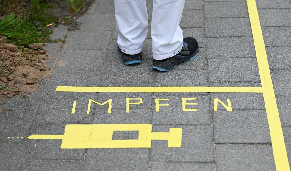 Očkovaní dostanou v Německu volnost. Očkovaní dostanou v Německu volnost.