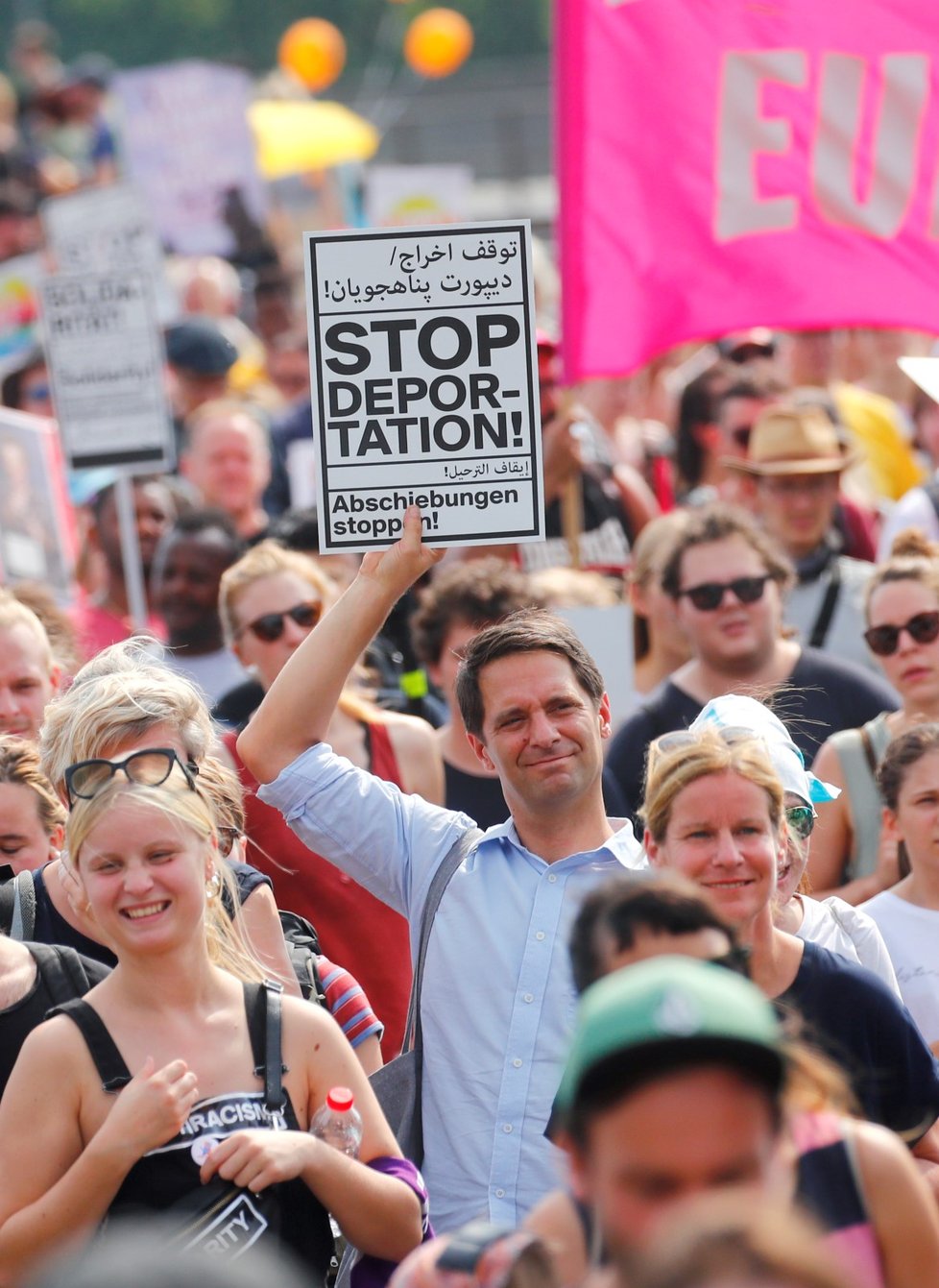 Protirasistická demonstrace v Drážďanech za větší toleranci