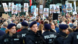 Petr Fischer: Úspěch Scholzovy vlády nyní závisí na tom, jak utlumí chuť k protestům