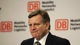Generální ředitel německé národní železniční společnosti Deutsche Bahn Hartmut Mehdorn 30. března nabídl rezignaci.