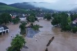 Záběry z dronu: Apokalypsa v Německu. Záplavy způsobily extrémní bouřky i rozvodnění řeka Ahr