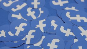 Facebook dostal pokutu přes 113 miliard korun