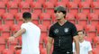 Trenér Německa Joachim Löw na tréninku v pražském Edenu