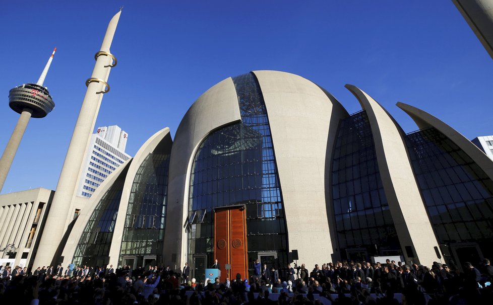 Nová obří mešita v německém Kolíně nad Rýnem