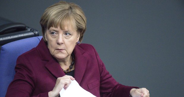 Merkelová o přerozdělení uprchlíků: Bude třeba hodně debat, aby to všichni pochopili