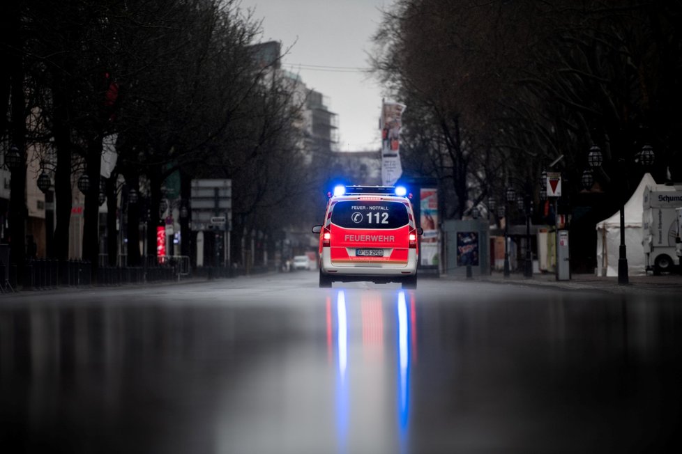 V Německu kvůli silnému větru zrušili řadu karnevalového veselí (23. 2. 2020)