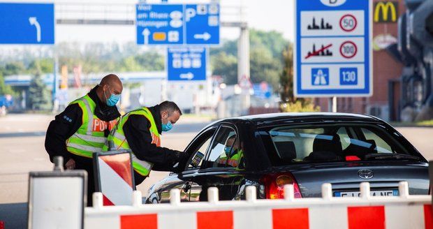 Na Slovensko od středy bez testů, oznámil Babiš. Střední Evropa se otevře 15. června?