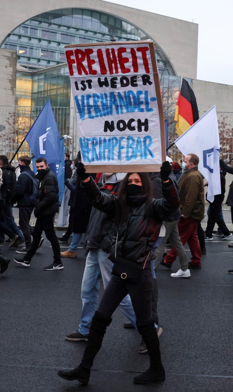 Protesty proti koronavirovým opatřením v Německu (11. 12. 2021))