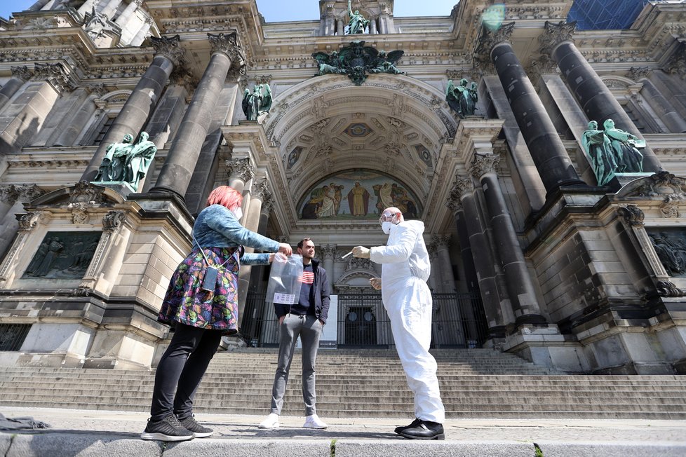 Německo se připravuje na návrat do normálního života. (14.5.2020)