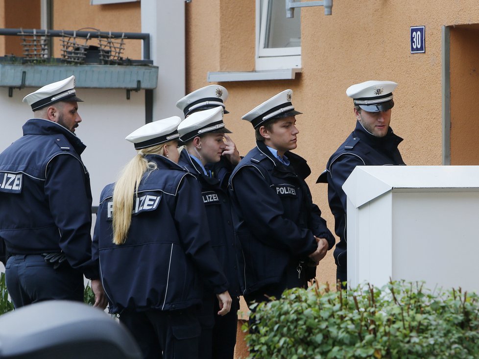 60 tisíc osob muselo opustit domovy v Německu. Důvodem je odstranění letecké pumy.