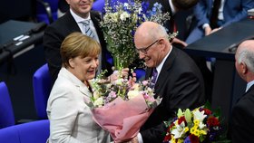 Poslanci znovu zvolili Angelu Merkelovou za německou kancléřku