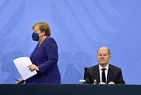 Konec Merkelové a opatření nové vlády: Jak Německo plánuje vzdorovat čtvrté vlně a omikronu