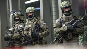 Policejní manévry v Mnichově: Kvůli plánovanému útoku radikálů z Iráku a Sýrie