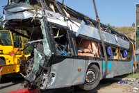 Tragická srážka autobusů na dálnici u Drážďan: 9 mrtvých, 40 zraněných!