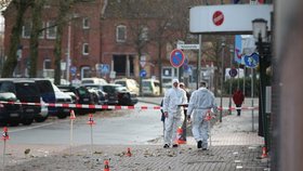 Opilý Syřan vjel v Německu na chodník, zranil 6 lidí.