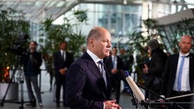 Německý kancléř Olaf Scholz ve Frankfurtu. (24. 5. 2023)