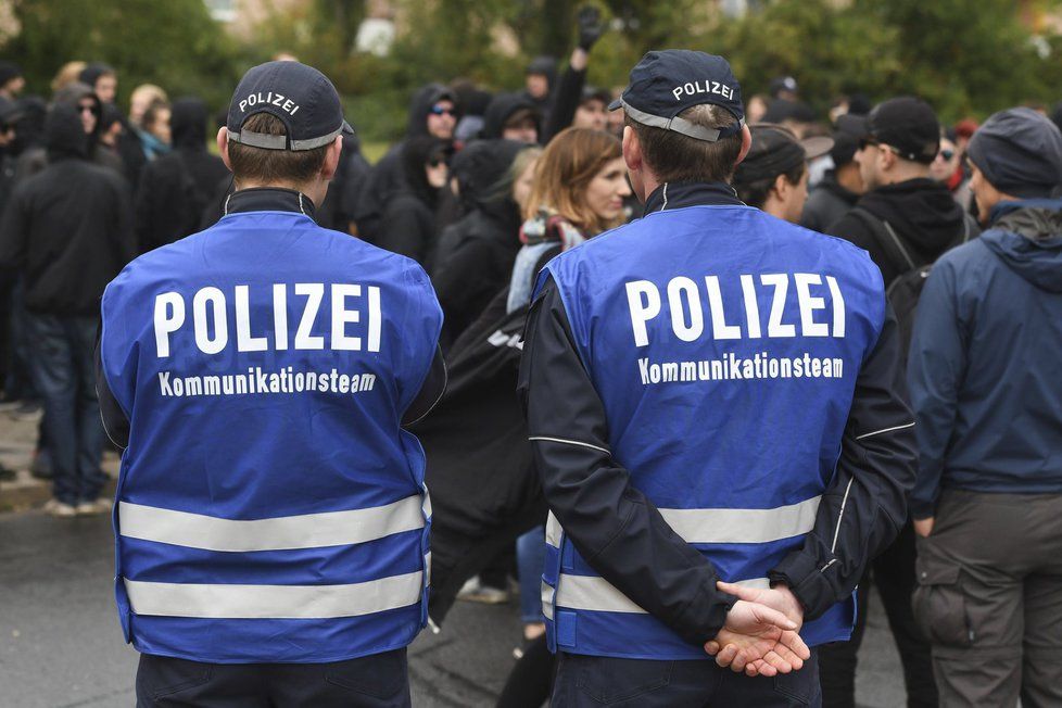 Německo od ledna deportovalo deset lidí, které bezpečnostní úřady označily jako hrozbu.